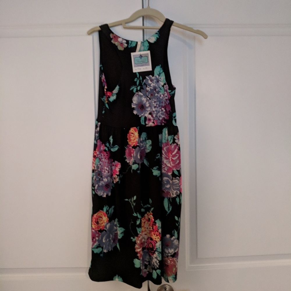 Floral dress w pockets